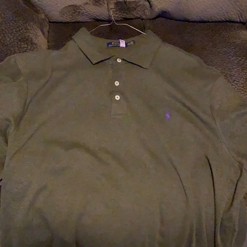 Polo - Picture 2 of 2